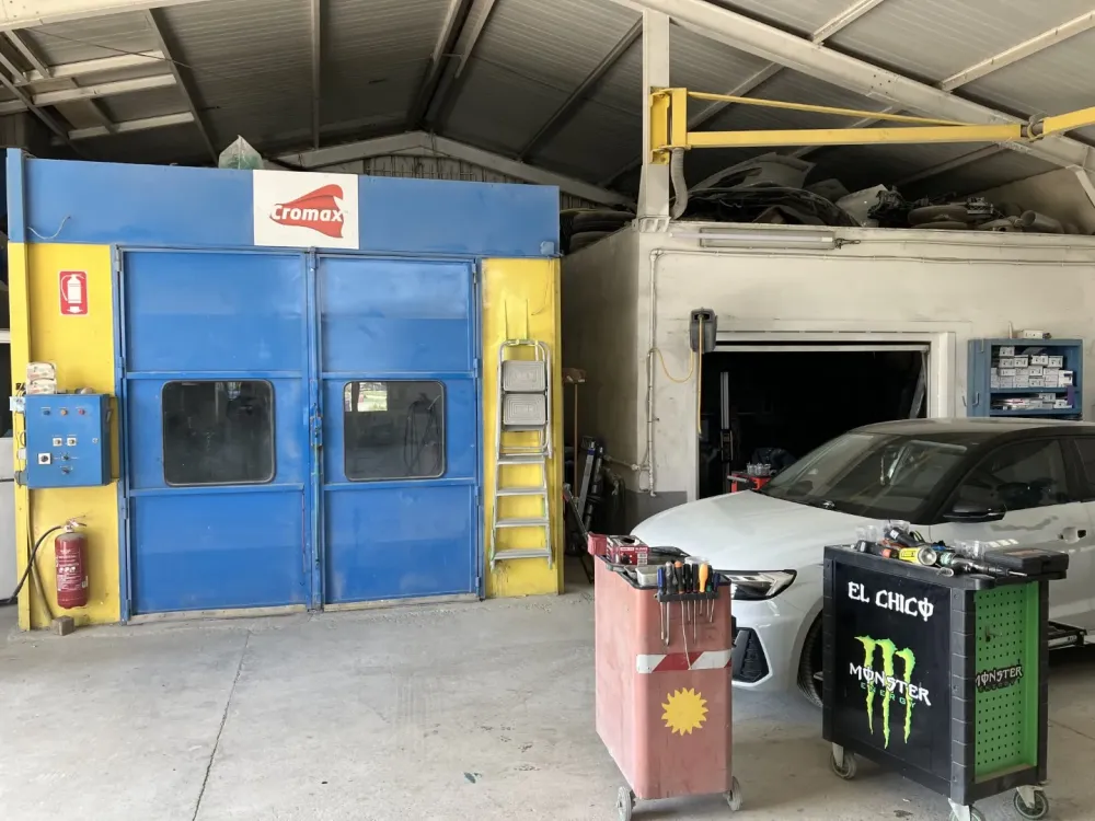 Peintre auto à Bellegarde